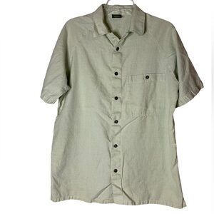Cabela’s Button Down Short Sleeve Shirt